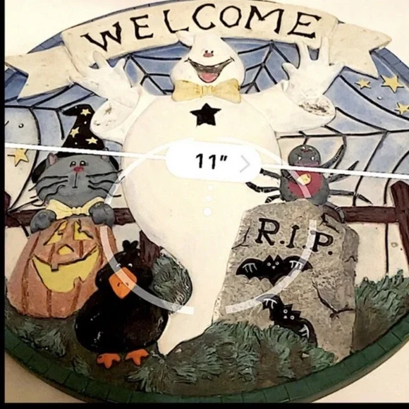 Halloween Graphic Raised Art Wall Decor Plaque Round Outdoor Welcome Sign. - Picture 2 of 4